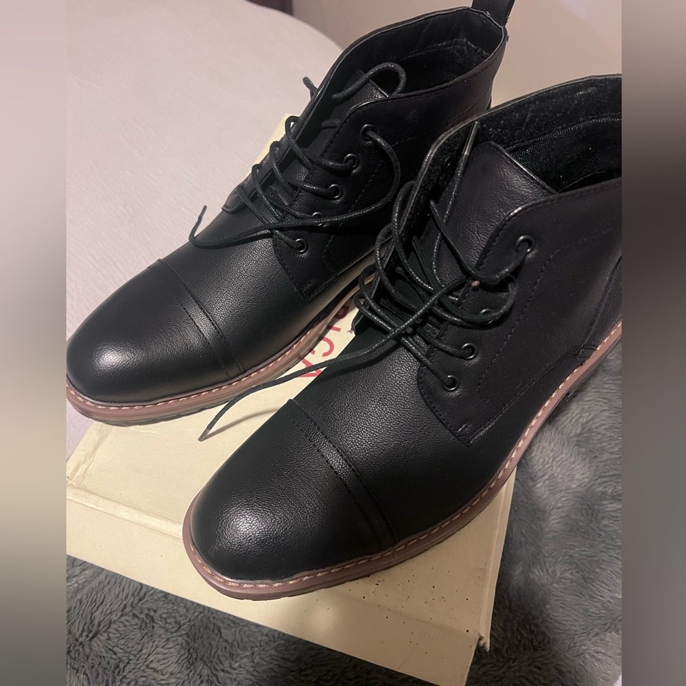 PERRY ELLIS AMERICA Manning Chukka Boots | Men’s Size 10 | Black